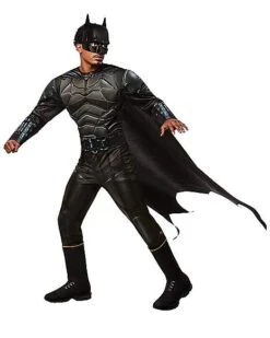 Adult Batman Costume Deluxe - The Batman